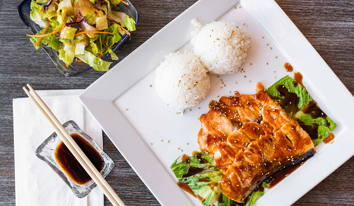 TERYAKI RICE PLATE SALMON at Maki Bar，a Japanese Restaurant in Bethesda